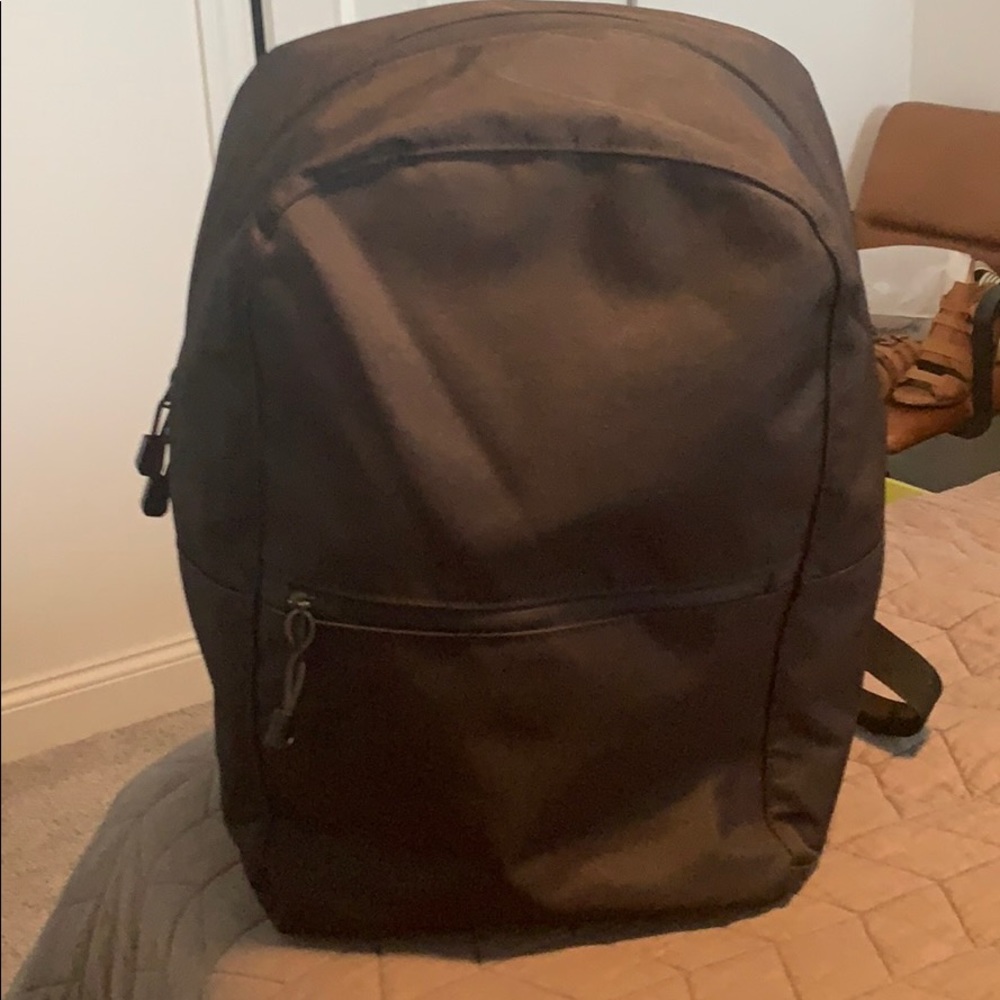 Lo & Sons Hanover backpack